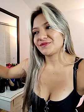 Snapshot of valeriahunter1 chatting on 02-12-25, 09:11 valeriahunter1 online show from 02-12-25, 09:11