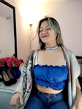 Snapshot of valeriahunter1 chatting on 10-09-25, 10:19 valeriahunter1 online show from 10-09-25, 10:19