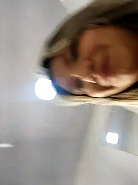 Snapshot of valeriahunter1 chatting on 02-18-26, 10:39 valeriahunter1 online show from 02-18-26, 10:39