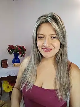 valeriahunter1 online show from 06-16-26, 10:01