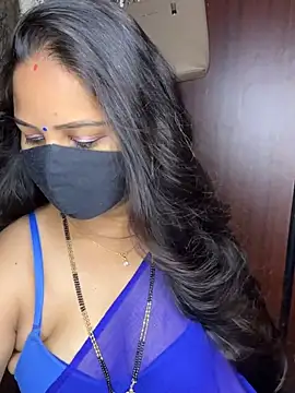 Snapshot of kannadatelugugirl chatting on 04-22-26, 12:35 kannadatelugugirl online show from 04-22-26, 12:35