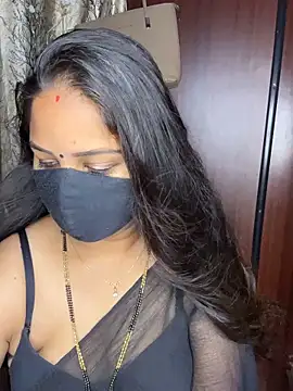 Snapshot of kannadatelugugirl chatting on 04-23-26, 12:23 kannadatelugugirl online show from 04-23-26, 12:23
