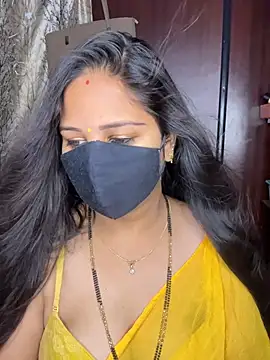 Snapshot of kannadatelugugirl chatting on 06-02-26, 12:45 kannadatelugugirl online show from 06-02-26, 12:45