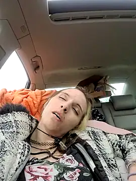 Snapshot of SmokeShow686 chatting on 03-20-25, 05:36 SmokeShow686 online show from 03-20-25, 05:36