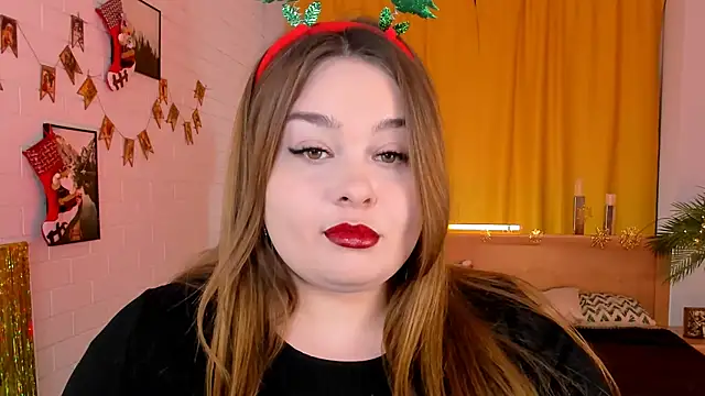 Snapshot of KimberlyMaran chatting on 12-17-24, 12:33 KimberlyMaran online show from 12-17-24, 12:33