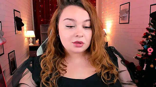 Snapshot of KimberlyMaran chatting on 12-18-24, 12:18 KimberlyMaran online show from 12-18-24, 12:18