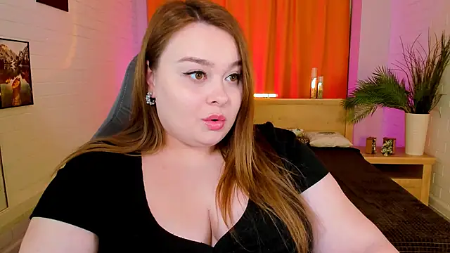 Snapshot of KimberlyMaran chatting on 01-28-25, 03:25 KimberlyMaran online show from 01-28-25, 03:25