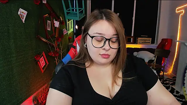 Snapshot of KimberlyMaran chatting on 02-22-25, 09:12 KimberlyMaran online show from 02-22-25, 09:12