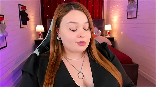 Snapshot of KimberlyMaran chatting on 03-11-25, 03:23 KimberlyMaran online show from 03-11-25, 03:23