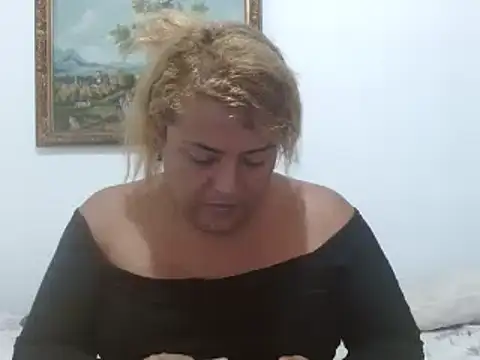 KIARAMARSHALLWELLZ online show from 01-20-25, 04:01