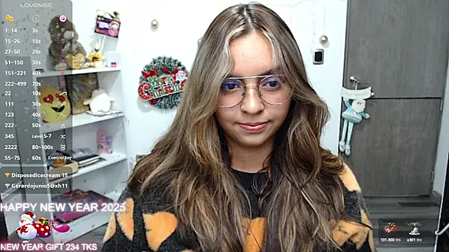 Snapshot of Valery7rose_ chatting on 01-04-25, 12:59 Valery7rose  online show from 01-04-25, 12:59