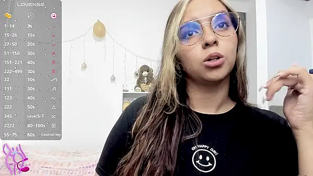 Snapshot of Valery7rose_ chatting on 02-09-25, 09:17 Valery7rose  online show from 02-09-25, 09:17