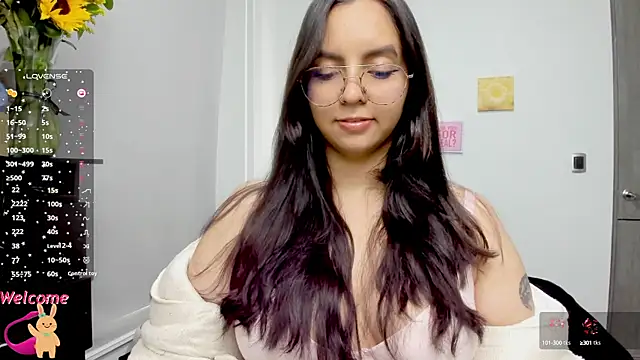 Snapshot of Valery7rose_ chatting on 09-16-25, 09:05 Valery7rose  online show from 09-16-25, 09:05