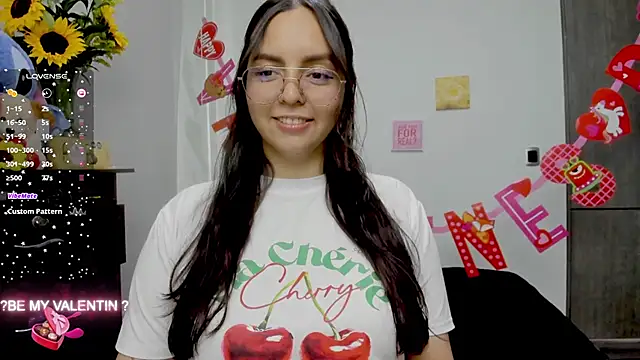 Snapshot of Valery7rose_ chatting on 09-21-25, 02:29 Valery7rose  online show from 09-21-25, 02:29