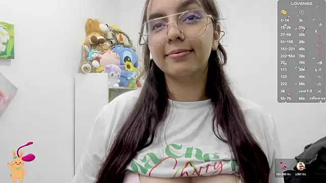 Snapshot of Valery7rose_ chatting on 11-14-25, 03:38 Valery7rose online show from 11-14-25, 03:38