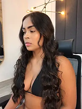 JuanaSimons online show from 01-06-25, 11:42