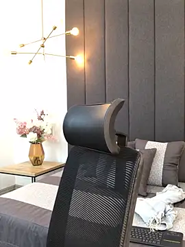 JuanaSimons online show from 01-24-25, 02:28