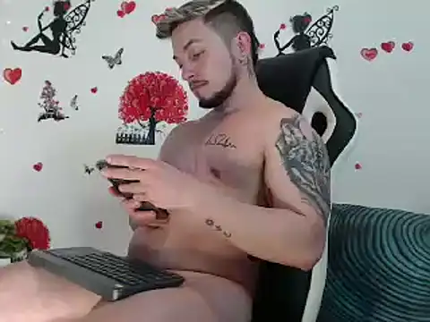 Snapshot of Angel_bran chatting on 02-14-25, 10:47 Angel bran online show from 02-14-25, 10:47