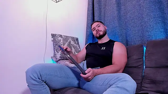 SebastianVilla  online show from 02-11-25, 11:22