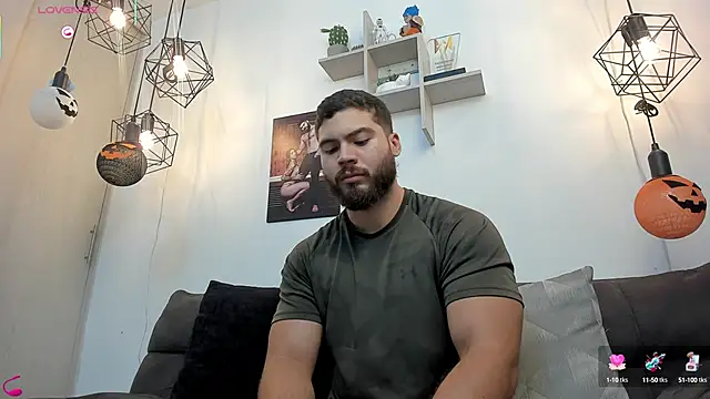 SebastianVilla  online show from 10-06-25, 09:45