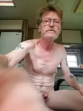 Snapshot of Horneymalelooking chatting on 10-19-25, 07:25 Horneymalelooking online show from 10-19-25, 07:25