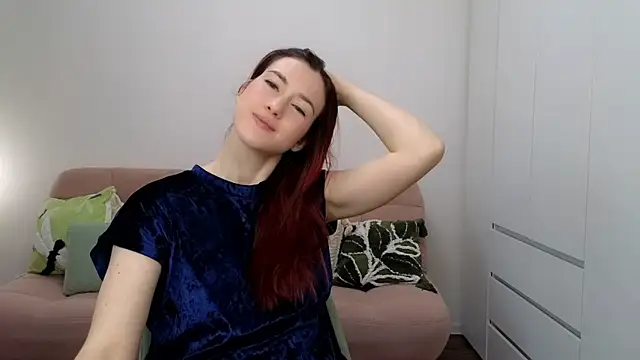 AliciaNewell online show from 11-04-25, 09:08