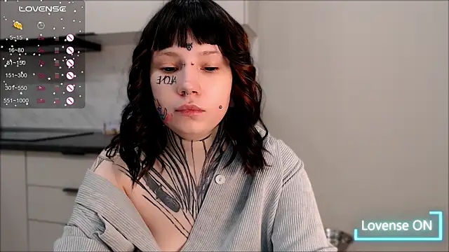 tradishka online show from 12-27-24, 01:43