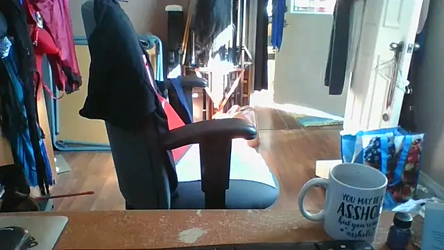 Snapshot of Daremeknot chatting on 09-11-25, 02:17 Daremeknot online show from 09-11-25, 02:17