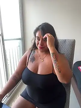 MrsFoucher online show from 02-23-25, 07:49