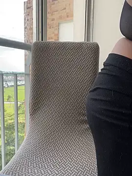 MrsFoucher online show from 09-25-25, 01:15