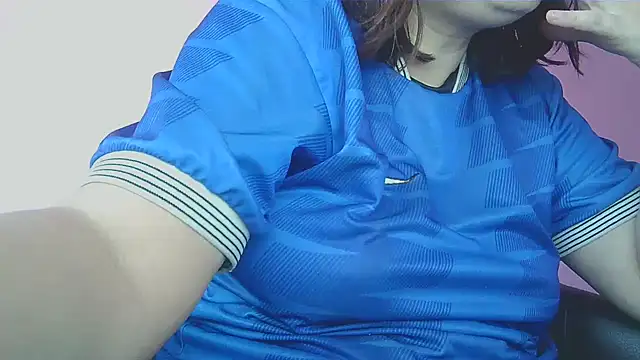 Snapshot of Lucinka1 chatting on 12-02-24, 01:02 Lucinka1 online show from 12-02-24, 01:02