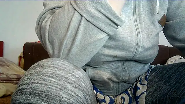 Snapshot of Lucinka1 chatting on 02-15-25, 03:50 Lucinka1 online show from 02-15-25, 03:50