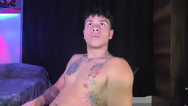 Snapshot of Dominic_Biker__ chatting on 12-15-24, 09:13 Dominic Biker online show from 12-15-24, 09:13