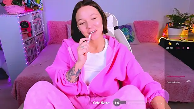 Snapshot of Karen_morris chatting on 11-20-25, 04:01 Karen morris online show from 11-20-25, 04:01