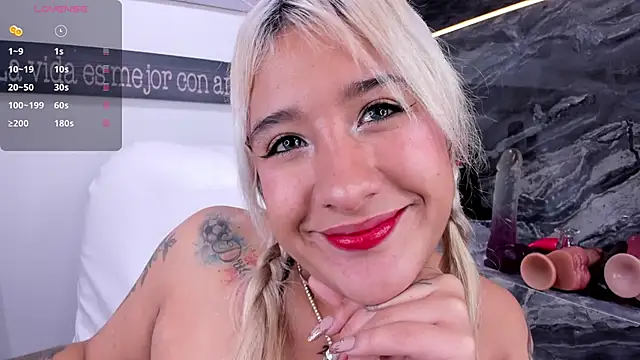 miss danika online show from 12-27-24, 02:12