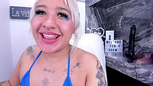 miss danika online show from 01-24-25, 02:08