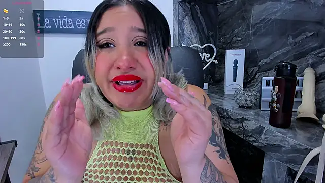 miss danika online show from 04-13-26, 11:05