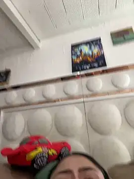 lucianaroy online show from 12-21-24, 12:31