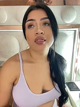 lucianaroy online show from 02-28-25, 09:44