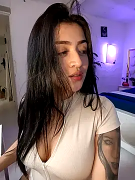 lucianaroy online show from 09-30-25, 06:13