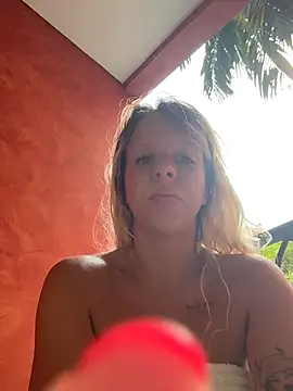 LikaCat online show from 04-29-26, 02:04