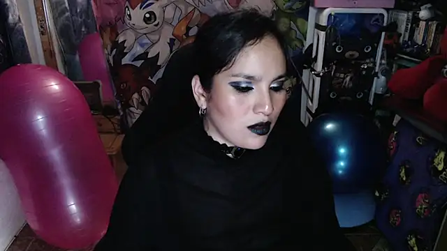 kureiji hentaii online show from 05-17-26, 01:03