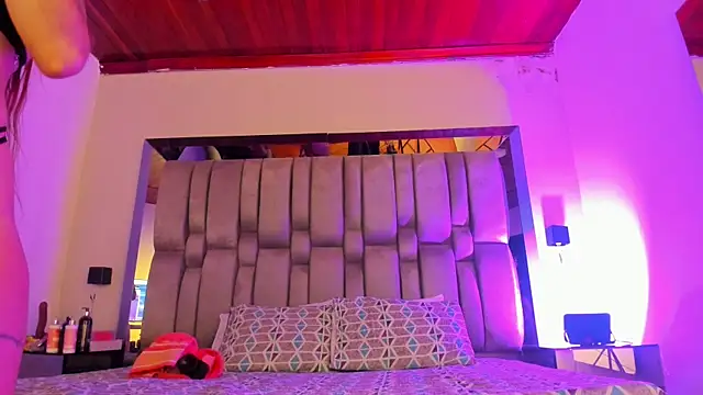 NikkySmiith online show from 07-11-26, 12:19