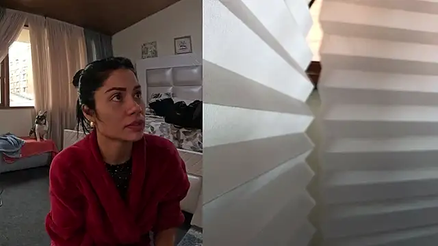 Snapshot of Alondra_fetish chatting on 01-06-25, 06:25 Alondra fetish online show from 01-06-25, 06:25