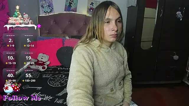 Tiffany bunny2023 online show from 12-05-25, 01:47