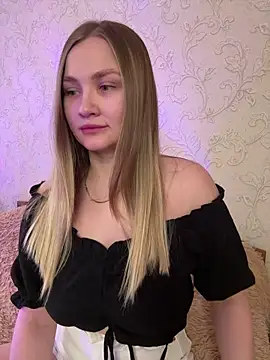 AmeliaAllem online show from 03-22-26, 07:45