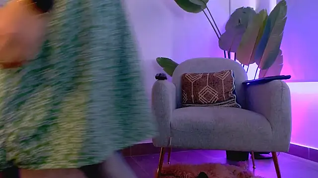 Snapshot of Sara_ow chatting on 03-03-26, 07:09 Sara ow online show from 03-03-26, 07:09