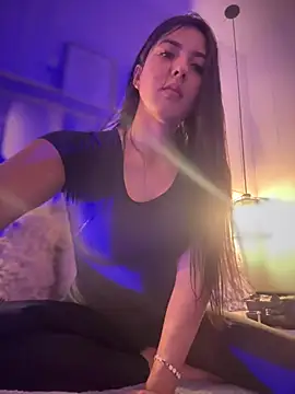 MarianaBenz online show from 03-15-25, 09:05