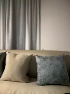 MarianaBenz online show from 10-25-25, 11:32