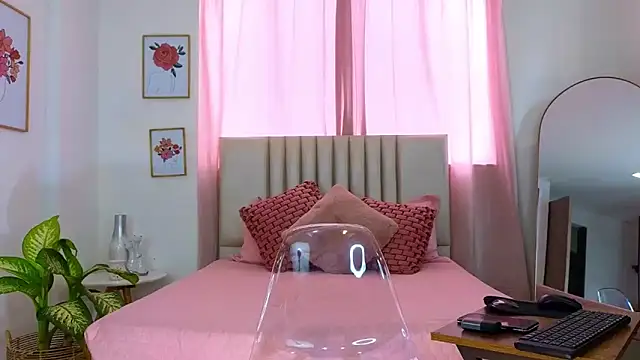 KristennBlue online show from 02-03-25, 05:24